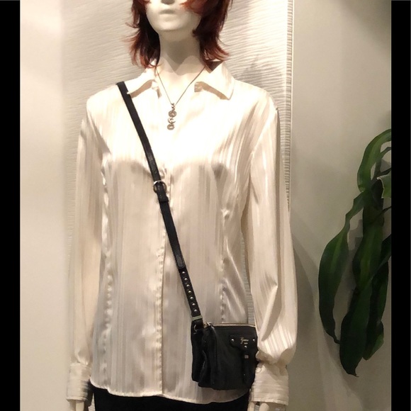 Ladies Classic white shirt - Picture 1 of 3